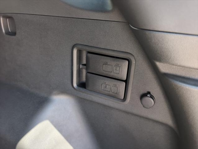 used 2022 Chevrolet Equinox car, priced at $24,347