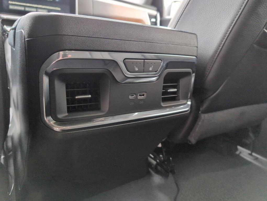 used 2023 GMC Sierra 1500 car, priced at $56,613