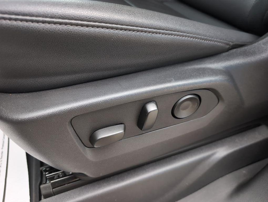 used 2025 GMC Sierra 1500 car, priced at $55,897