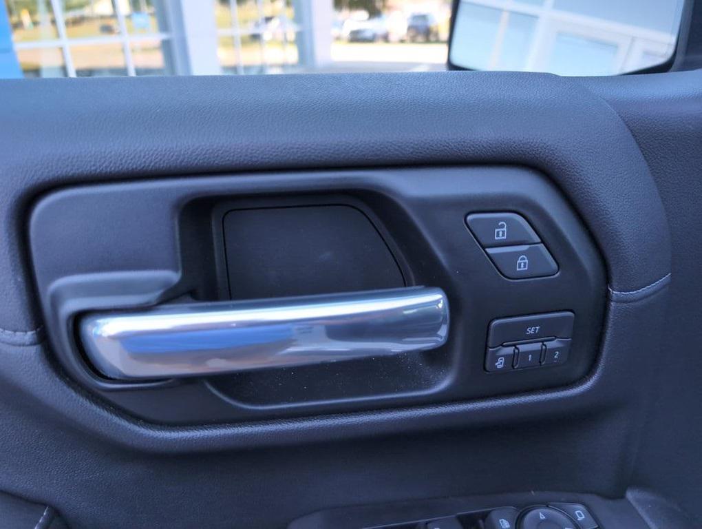 used 2019 Chevrolet Silverado 1500 car, priced at $35,444