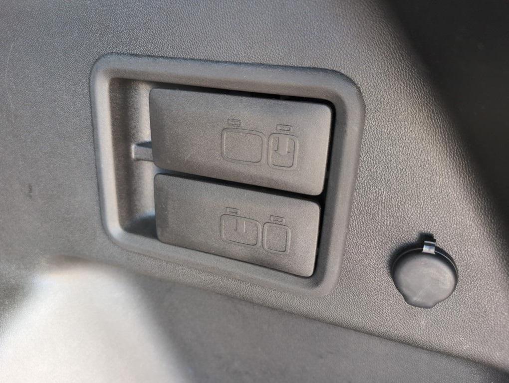 used 2019 Chevrolet Equinox car, priced at $17,600