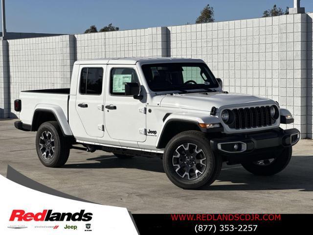 new 2025 Jeep Gladiator car, priced at $51,670