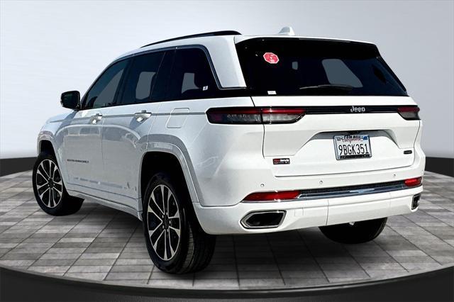 used 2022 Jeep Grand Cherokee car, priced at $34,000