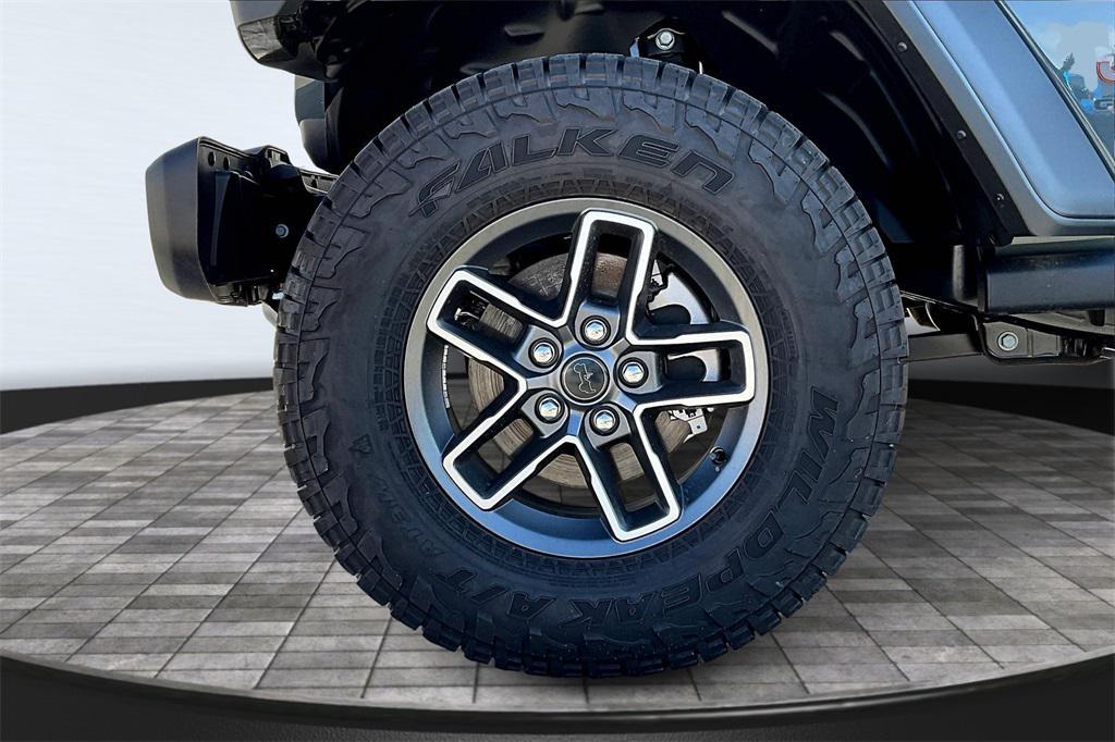 new 2025 Jeep Gladiator car, priced at $55,500