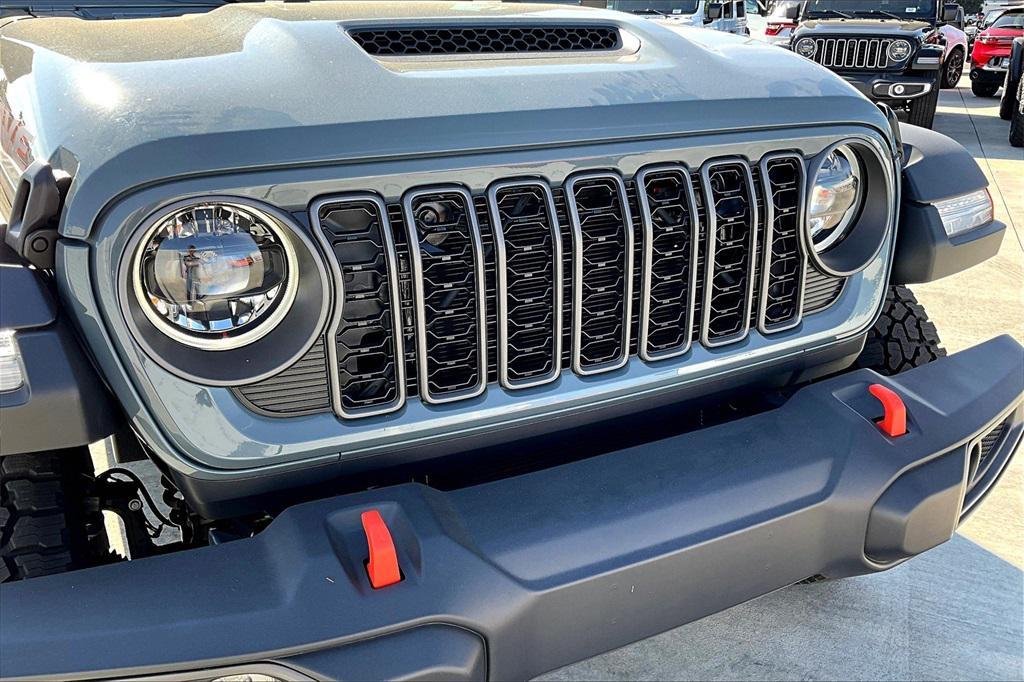 new 2025 Jeep Gladiator car, priced at $55,500