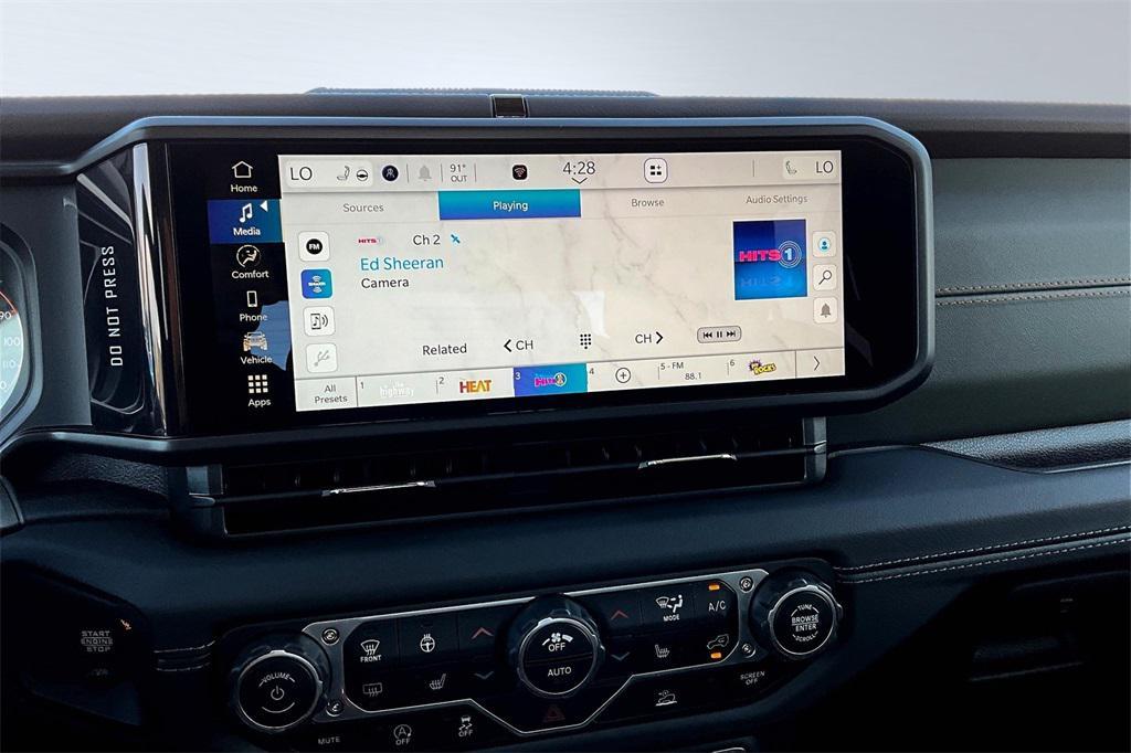 new 2025 Jeep Gladiator car, priced at $55,500