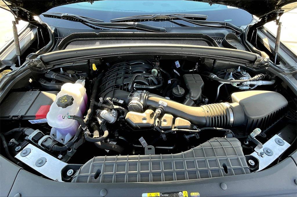 new 2025 Jeep Grand Cherokee car, priced at $38,250