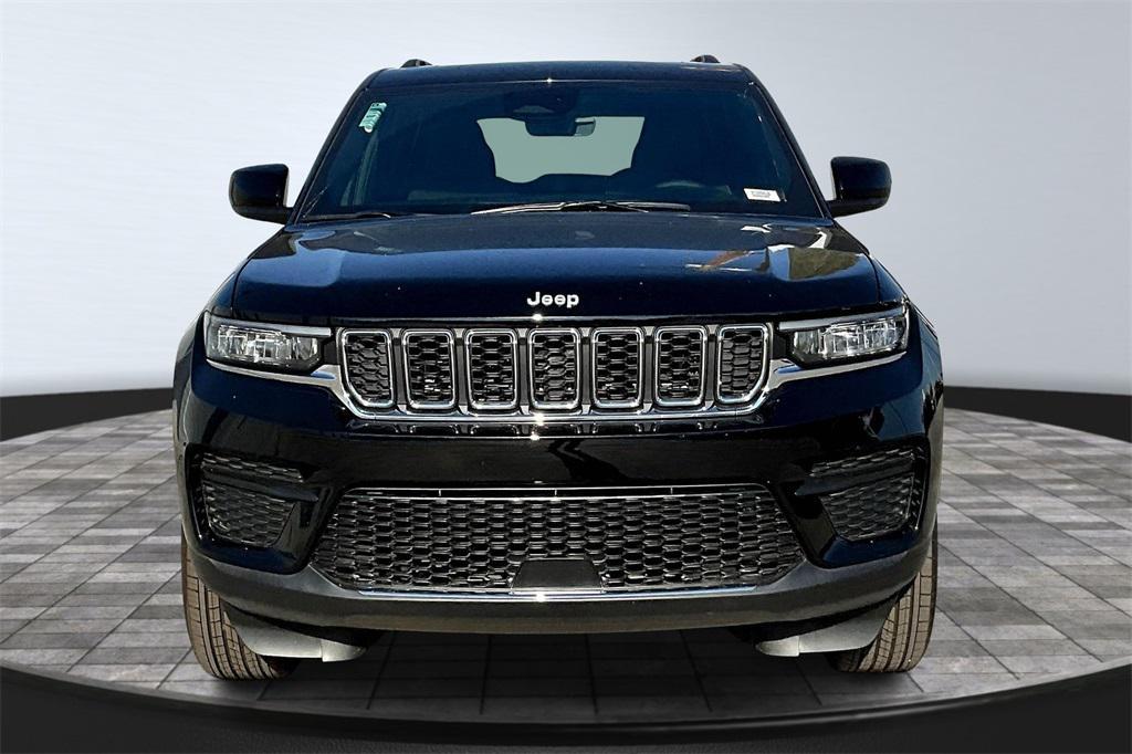 new 2025 Jeep Grand Cherokee car, priced at $38,250