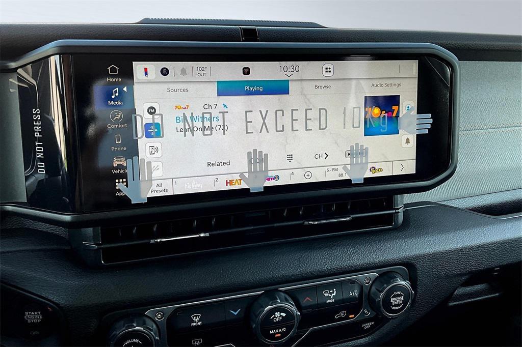 new 2025 Jeep Wrangler car, priced at $51,586