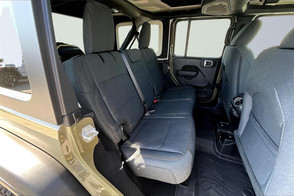 new 2025 Jeep Wrangler car, priced at $51,586