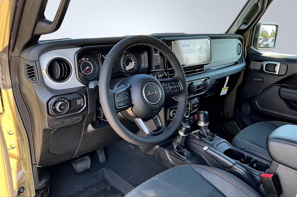 new 2025 Jeep Wrangler car, priced at $51,586