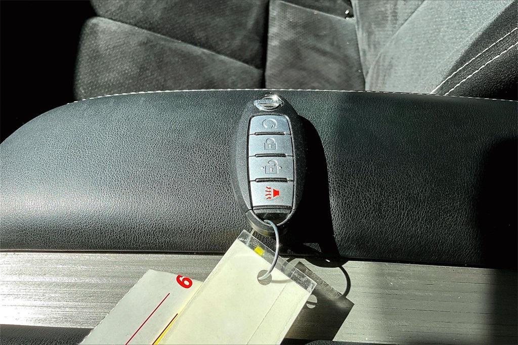 used 2016 Nissan Murano car, priced at $9,000