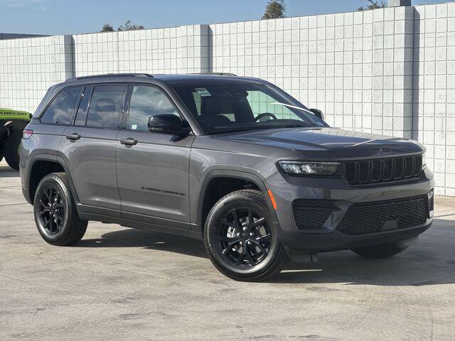 new 2025 Jeep Grand Cherokee car, priced at $42,599