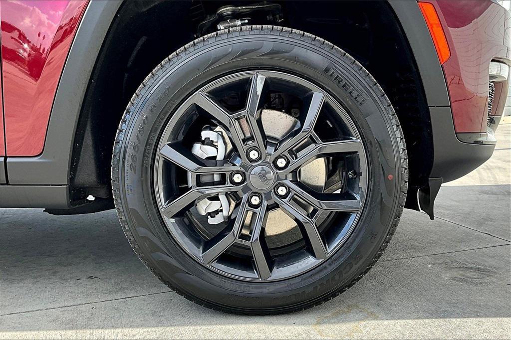 new 2025 Jeep Grand Cherokee L car, priced at $54,500