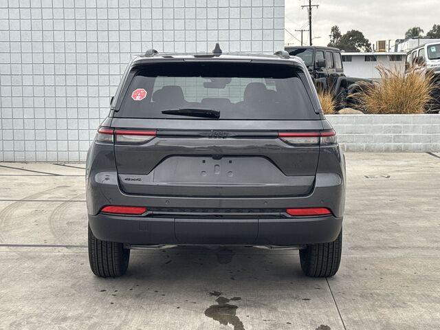 new 2025 Jeep Grand Cherokee car, priced at $44,525