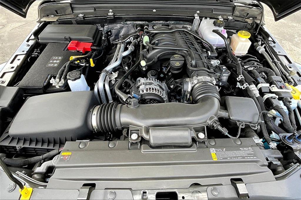 new 2025 Jeep Gladiator car, priced at $42,250