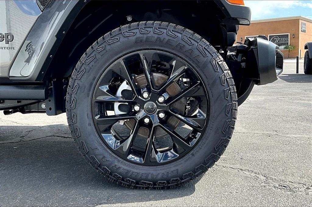 new 2025 Jeep Gladiator car, priced at $42,250