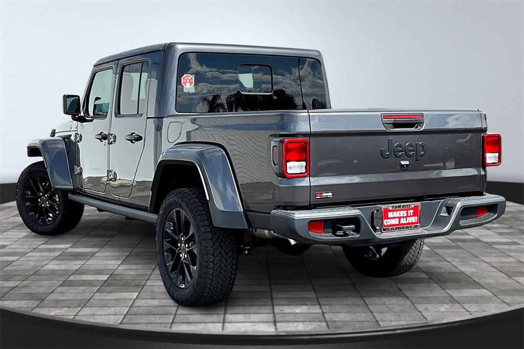 new 2025 Jeep Gladiator car, priced at $42,250