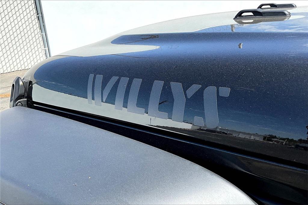 new 2025 Jeep Wrangler car, priced at $51,586