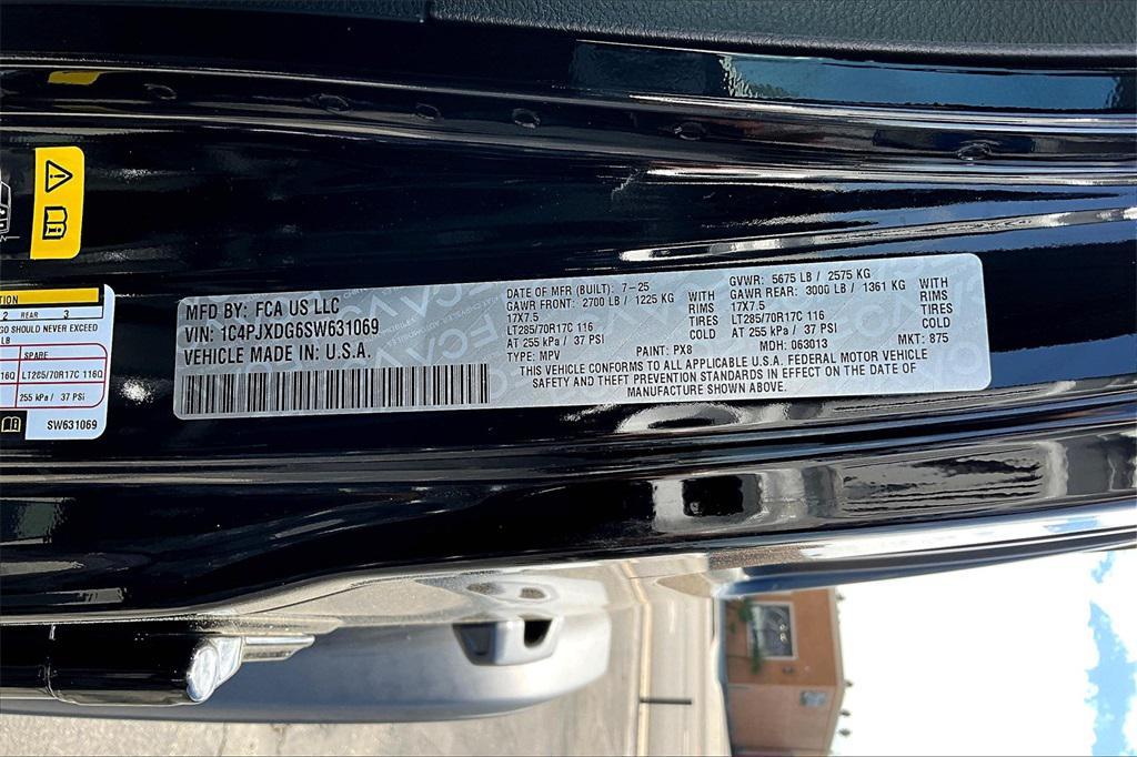 new 2025 Jeep Wrangler car, priced at $51,586