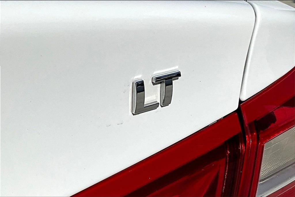 used 2018 Chevrolet Malibu car, priced at $10,500