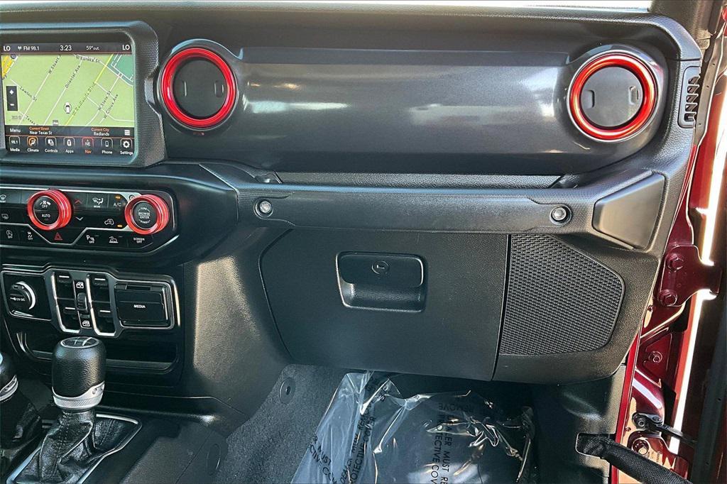 used 2021 Jeep Gladiator car, priced at $32,000