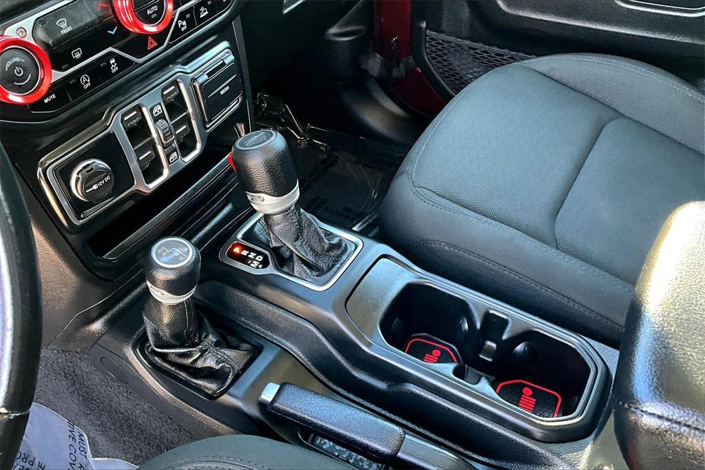 used 2021 Jeep Gladiator car, priced at $32,000