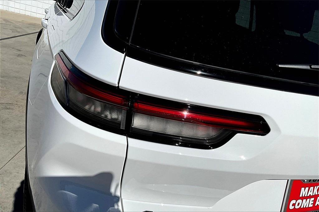 new 2025 Jeep Grand Cherokee L car, priced at $54,000