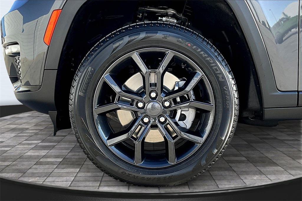 new 2025 Jeep Grand Cherokee L car, priced at $54,500