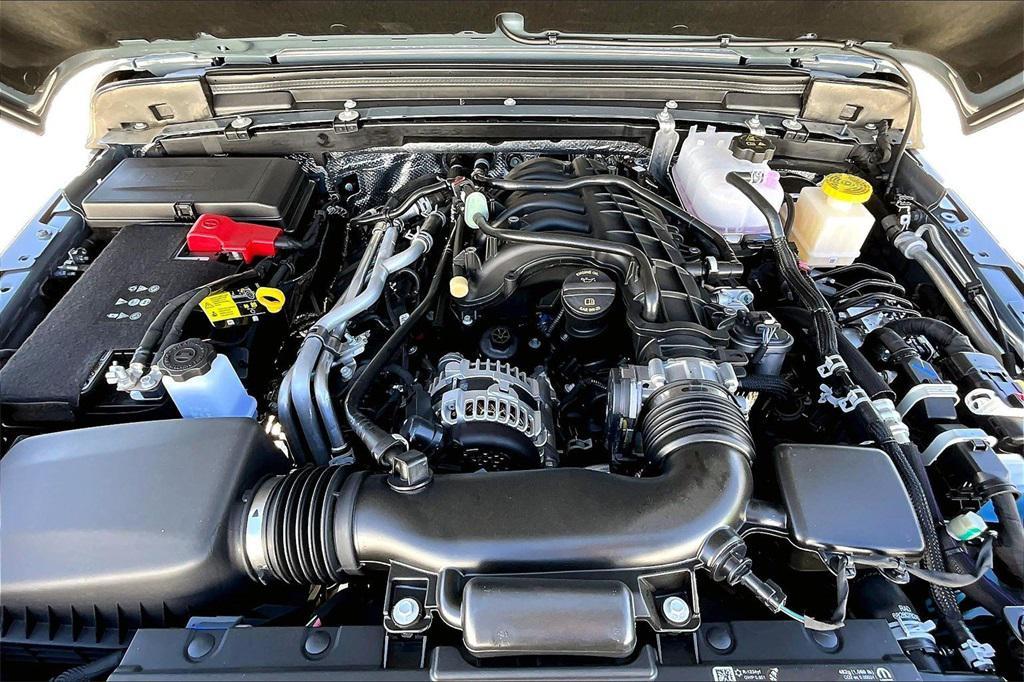 new 2025 Jeep Gladiator car, priced at $58,500