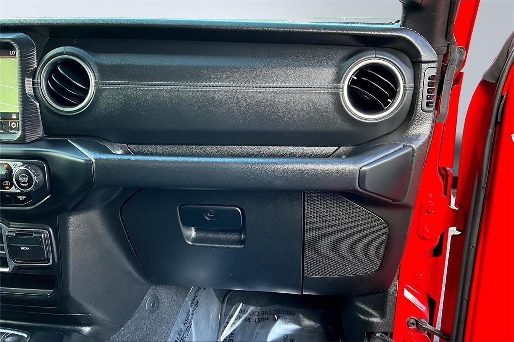 used 2021 Jeep Gladiator car, priced at $31,000