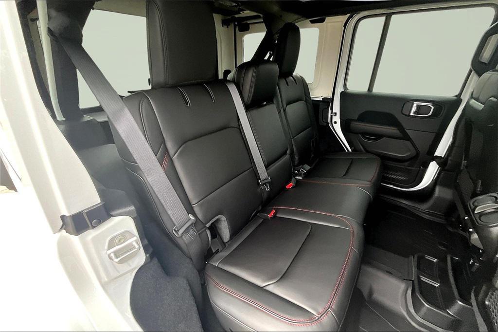 new 2025 Jeep Wrangler car, priced at $73,657