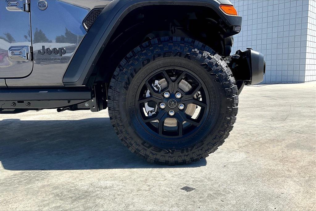 new 2025 Jeep Wrangler car, priced at $52,660