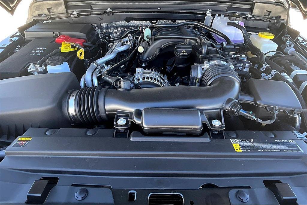 new 2025 Jeep Wrangler car, priced at $52,660