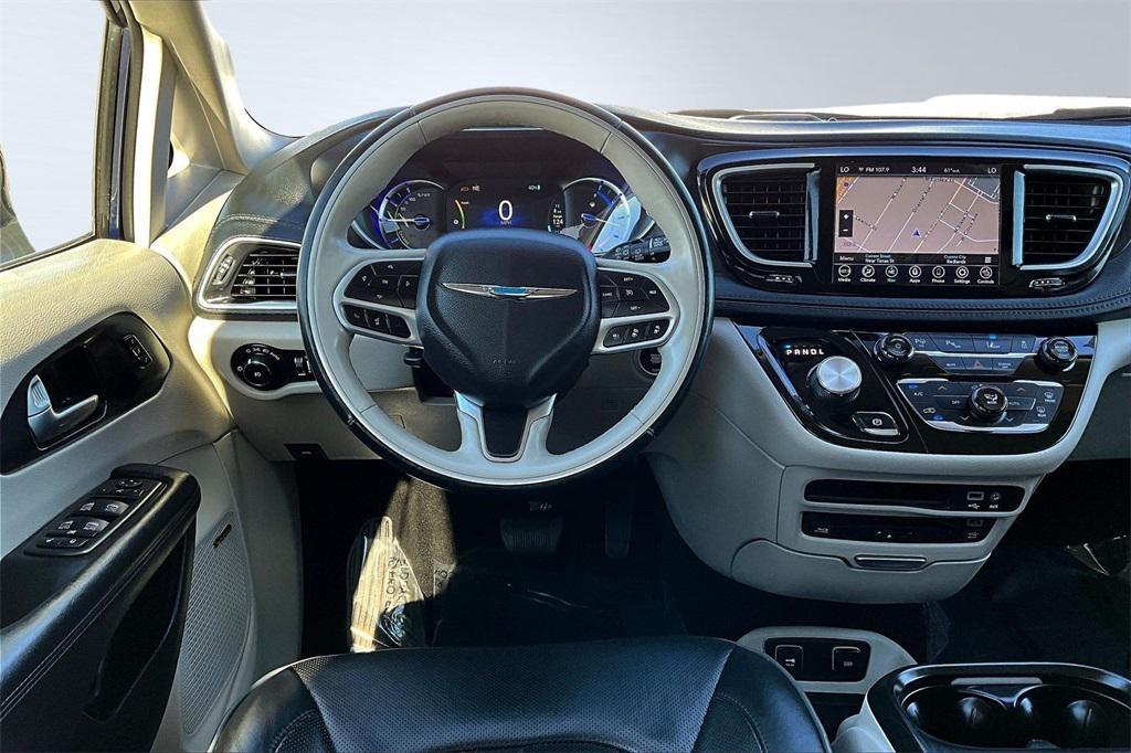 used 2020 Chrysler Pacifica Hybrid car, priced at $21,500