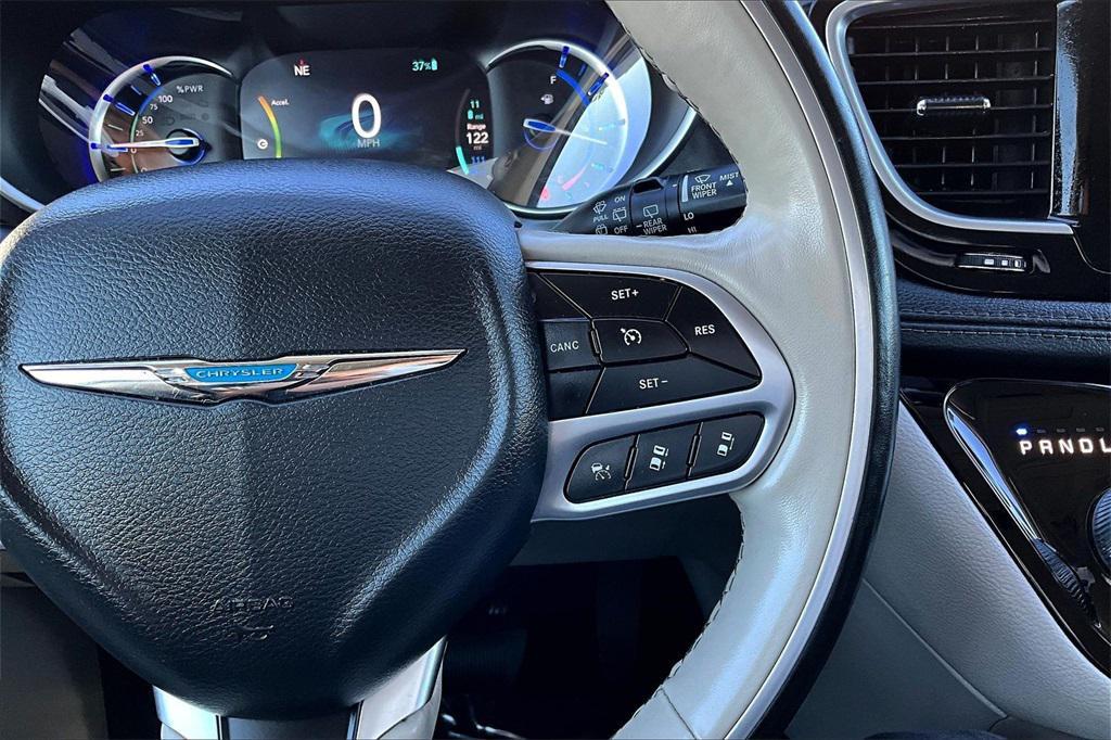 used 2020 Chrysler Pacifica Hybrid car, priced at $21,500