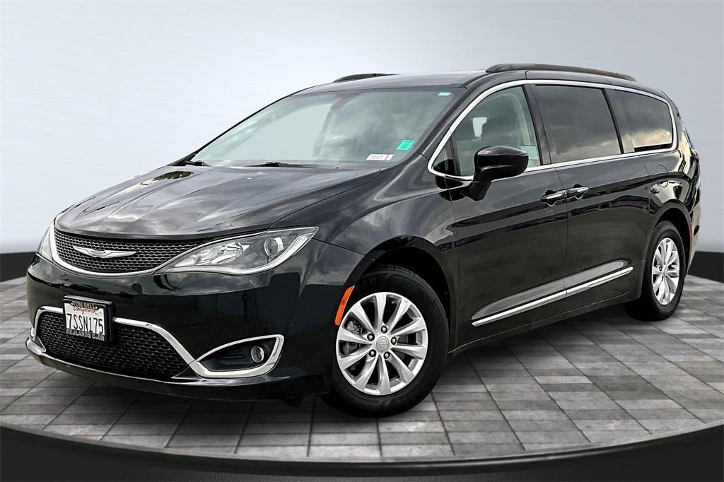 used 2017 Chrysler Pacifica car, priced at $12,000