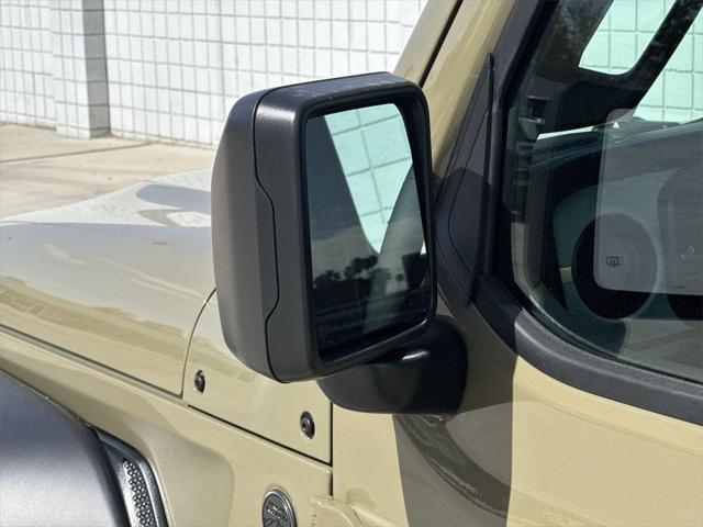 new 2025 Jeep Wrangler car, priced at $53,552