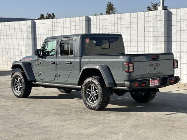 new 2025 Jeep Gladiator car, priced at $62,090