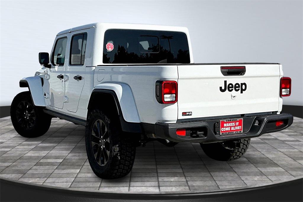 new 2025 Jeep Gladiator car, priced at $45,255