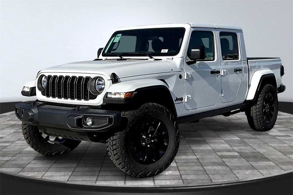 new 2025 Jeep Gladiator car, priced at $45,255