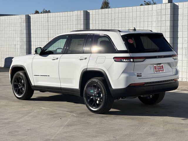 new 2025 Jeep Grand Cherokee car, priced at $43,930