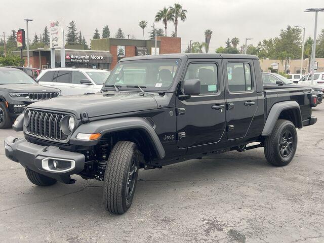 new 2024 Jeep Gladiator car, priced at $33,905