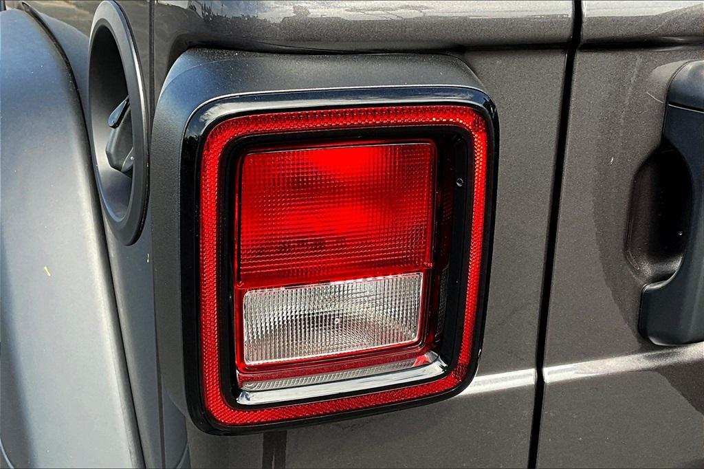 new 2025 Jeep Wrangler car, priced at $48,005