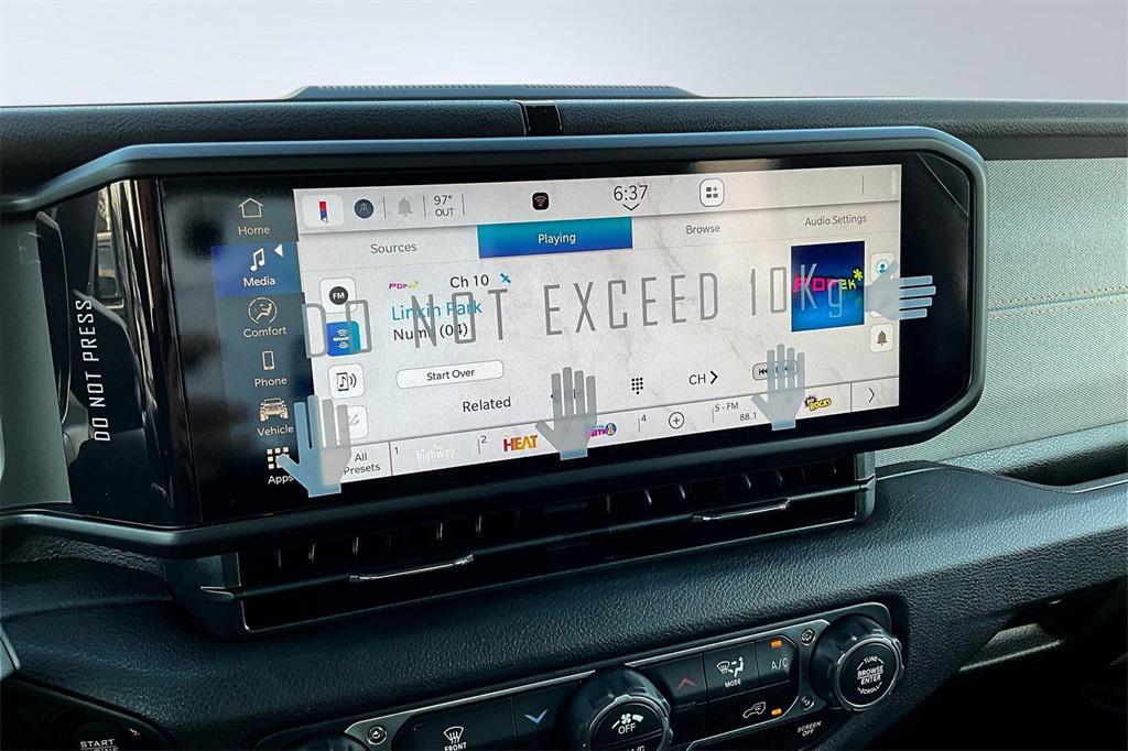 new 2025 Jeep Wrangler car, priced at $48,005