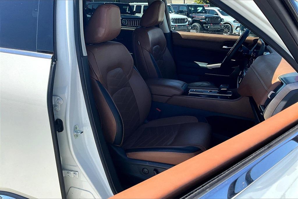 used 2023 Nissan Pathfinder car, priced at $34,000