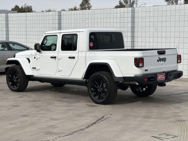 new 2025 Jeep Gladiator car, priced at $43,140