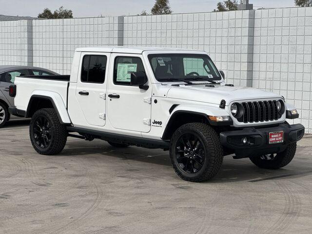 new 2025 Jeep Gladiator car, priced at $43,140