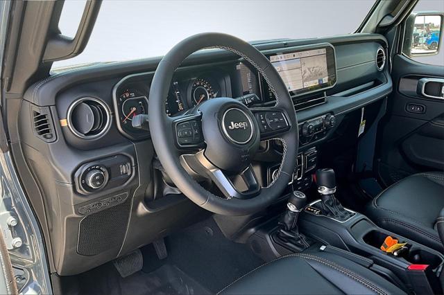 new 2025 Jeep Gladiator car, priced at $51,377