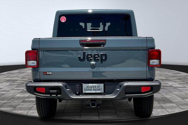new 2025 Jeep Gladiator car, priced at $51,377
